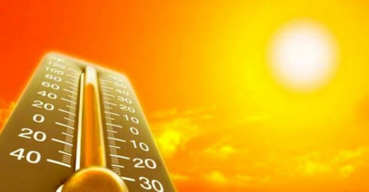 Убийственная жара в Мариуполе: тепловые удары, солнечные ожоги, рост кишечных инфекций