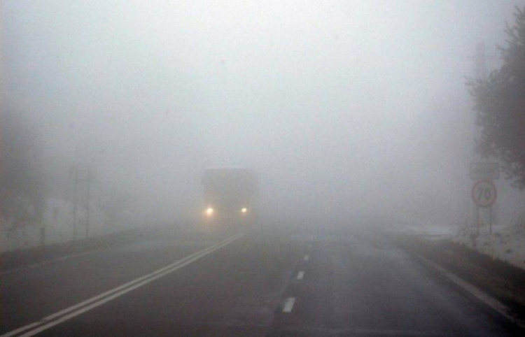 Осторожно на дорогах: в Мариуполь идет непогода