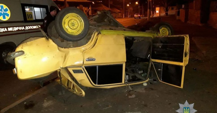 Ночное ДТП в Мариуполе унесло жизнь 22-летней девушки
