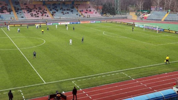 Безопасность матча «Мариуполь»-«Ворскла» обеспечили 150 полицейских и нацгвардейцев (ФОТО)