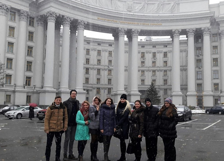 Мариупольские студенты стажировались в Министерстве иностранных дел Украины (ФОТО)