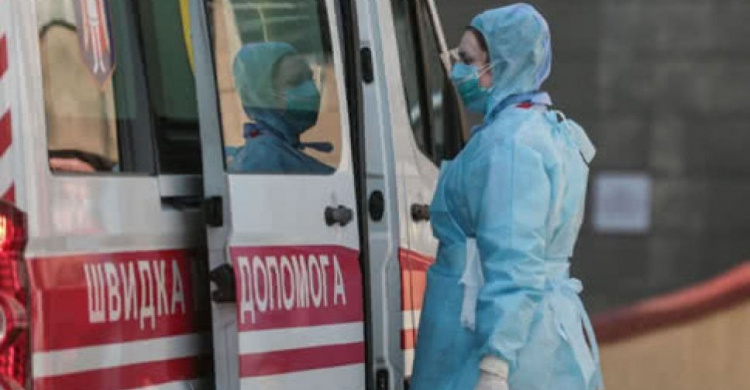 В Украине количество больных коронавирусом превысило 15, 5 тысяч. За сутки умерло 17 пациентов