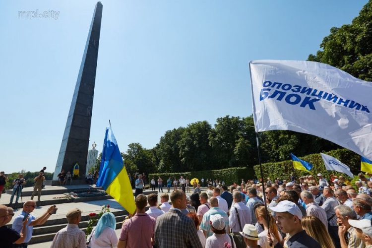 «Мы не позволим превратить украинцев из народа-победителя в народ побежденных», - Вадим Новинский (ФОТО)