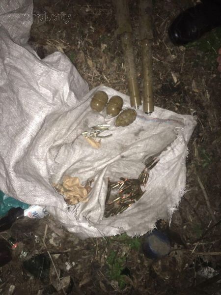 В Донецкой области у трассы нашли гранатометы (ФОТО)