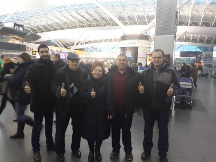 Пятеро «куркулей» из Донецкой области отправились в Латвию для изучения опыта (ФОТО)