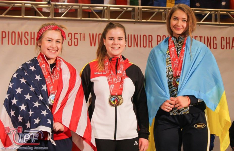 Мариупольчанка в США стала бронзовой призеркой Чемпионата мира по пауэрлифтингу (ФОТО)