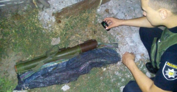 В Мариуполе дети нашли гранатомет (ФОТО)