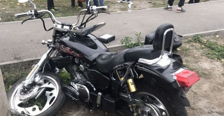 В двух ДТП в Мариуполе пострадали мотоцикл и три автомобиля (ФОТО)