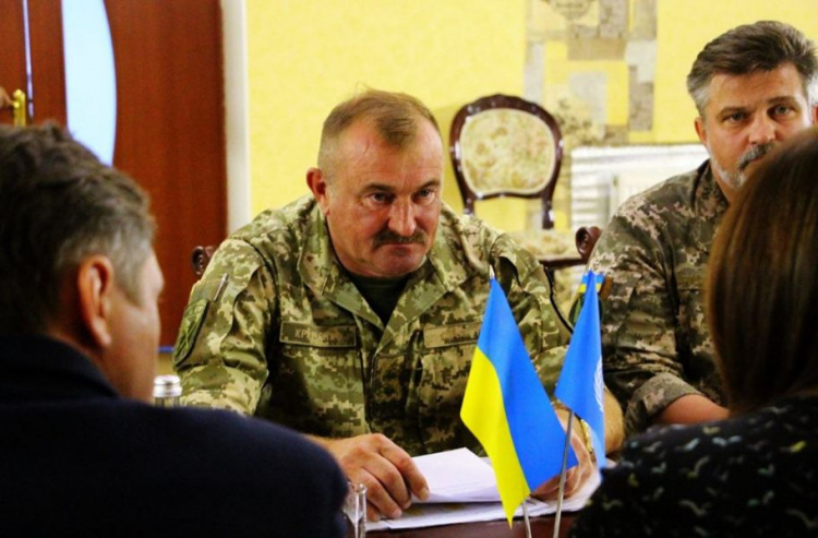 Украина начала подготовительную работу по отводу войск в Донбассе
