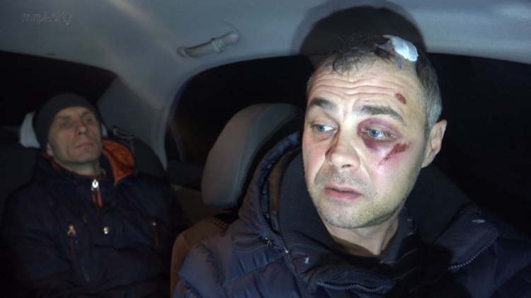 Провокатор или невинная жертва? В Мариуполе таксист побил пассажира (ФОТО+ВИДЕО)