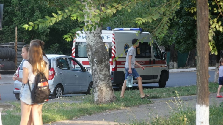 В Мариуполе автомобиль патрульной полиции попал в аварию (ФОТО)