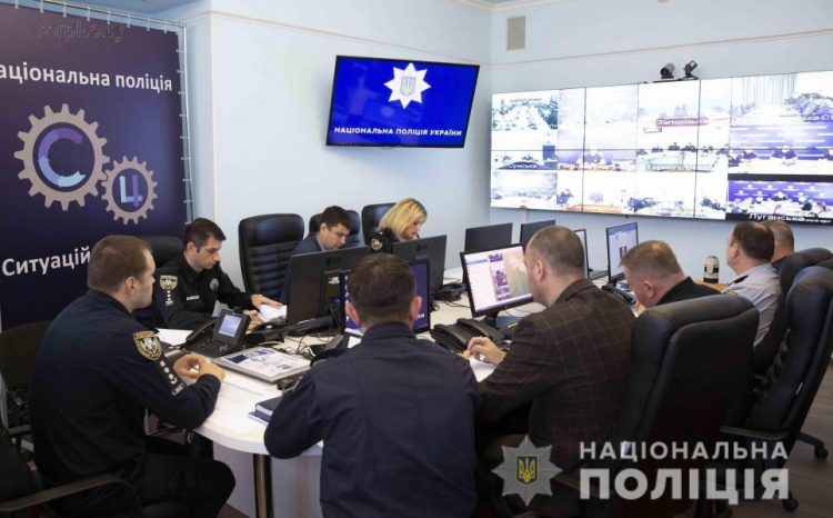 Полиция взяла под круглосуточную охрану все окружные избирательные комиссии (ИНФОГРАФИКА)