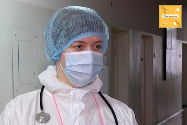 Фонд Рината Ахметова и Метинвест передали больницам Мариуполя свыше 200 тысяч кубометров кислорода