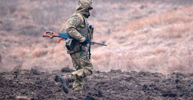 Боевики четырежды открывали огонь в Донбассе