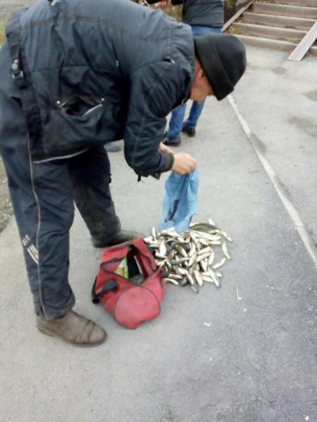 Мариупольский рыбак «наловил» проблемы с полицией (ФОТО)