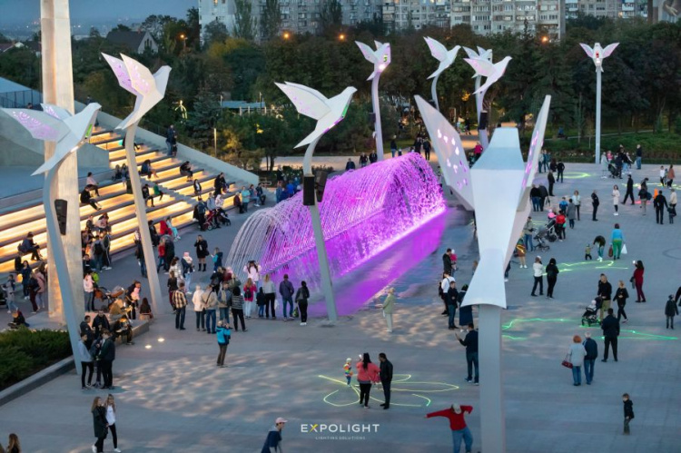 Проект освещения мариупольской площади вошел в семерку лучших в мире