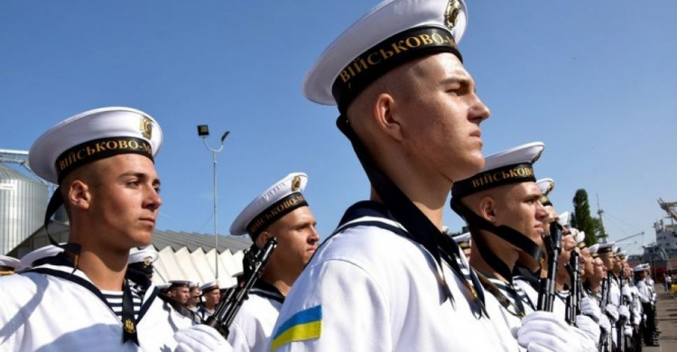 Мариупольские моряки смогут оформлять документы через ЦПАУ