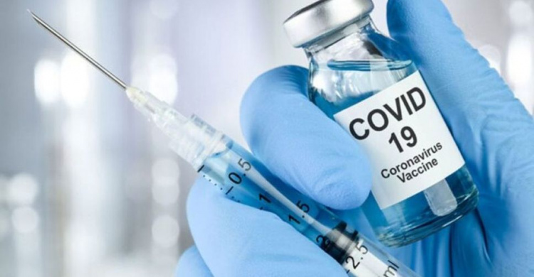 Когда привитым от COVID-19 украинцам назначат повторный курс вакцинации?