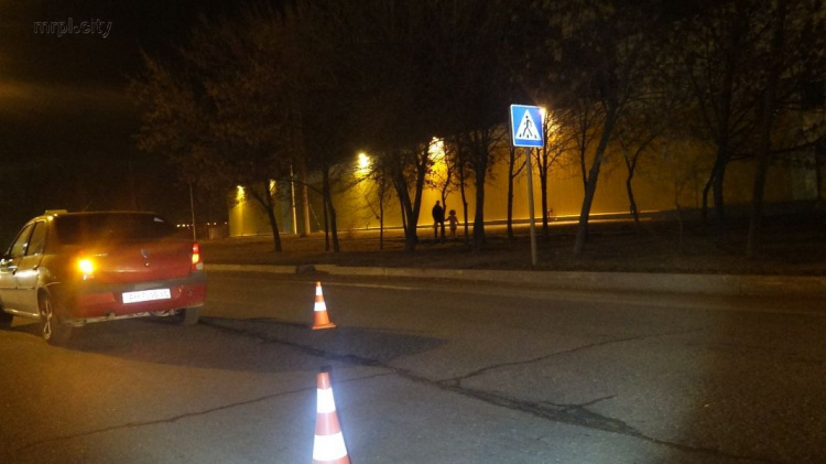  На пешеходном переходе в Мариуполе сбит человек (ФОТО)