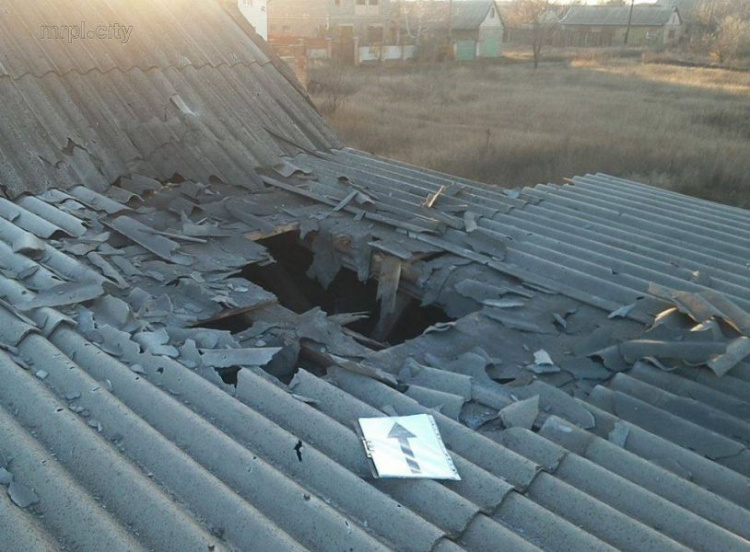 В сети появились фото последствий обстрелов домов на Донетчине (ФОТО)