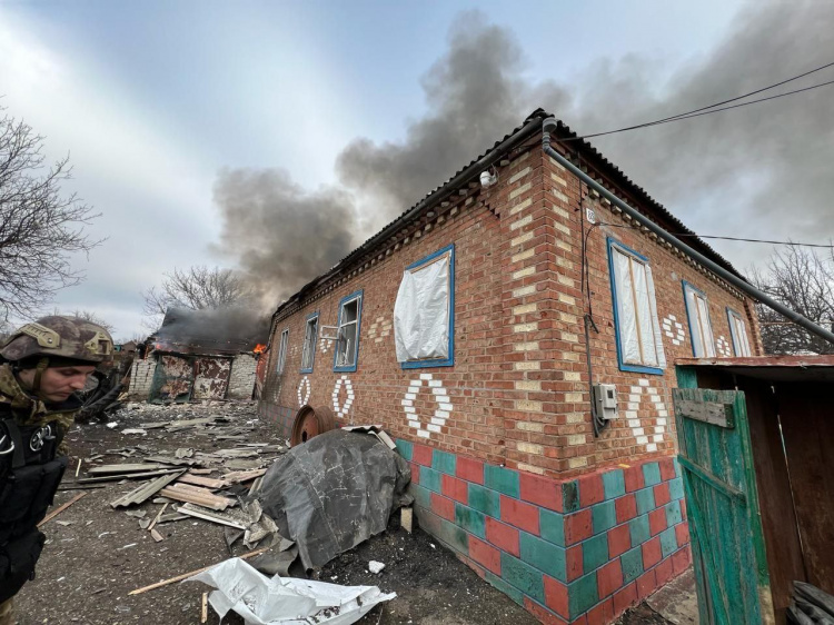 З артилерії – по житлових будинках: росіяни вбили жінку в Авдіївці