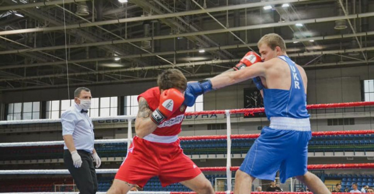 В Мариуполе боксеры со всей Украины проведут больше 500 боев