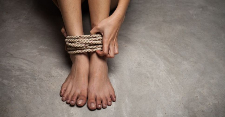 На Донетчине 11 лет орудовала банда секс-работорговцев 