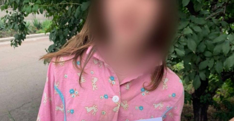 Вышла во двор и исчезла: в Мариуполе разыскали пропавшего ребенка с инвалидностью