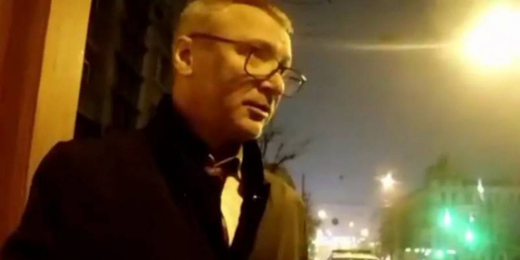 Премьер Украины Шмыгаль уволил с позором замминистра: тот сел за руль пьяным и скандалил с полицией (ВИДЕО 18+)