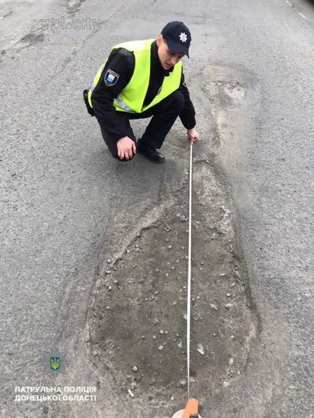 Мариупольские дороги проверит полиция (ФОТО)