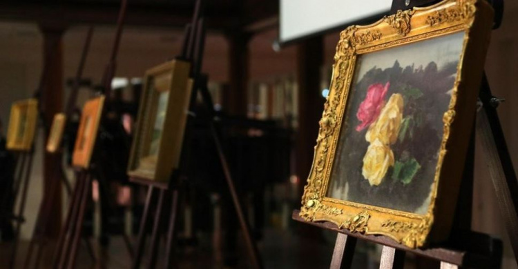 «Арт для всех»: в Мариуполе пройдет аукцион художественных картин в поддержку инклюзивного творчества