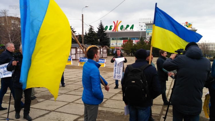 Активисты из Мариуполя отправились на автопробег «лунной» дорогой в Запорожье (ФОТО+ВИДЕО)