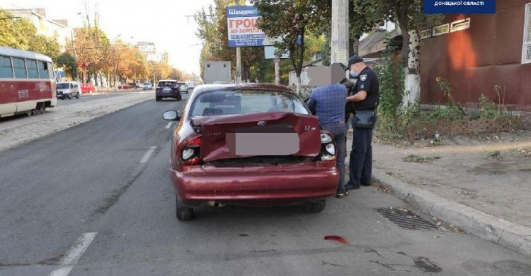 Полицейский Рено «поцеловался» с Дэу – один из водителей нарушил ПДД