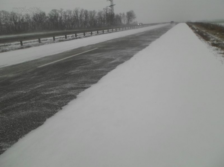 Водителей предупреждают о снежной опасности на междугородних автотрассах Донетчины