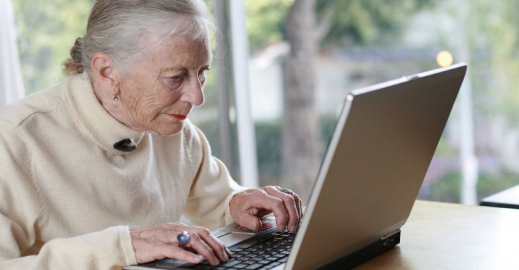 Мариупольцы смогут оформить пенсию онлайн