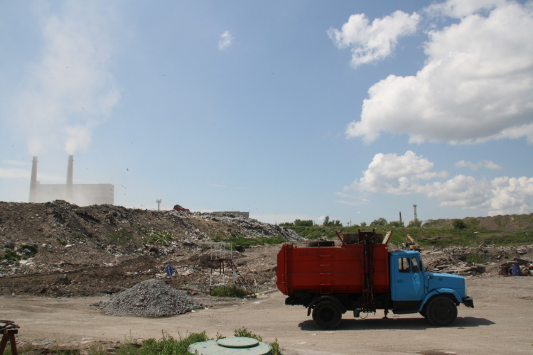 Французы готовы проконсультировать строительство мусоросортировочного комплекса в Мариуполе (ФОТО)