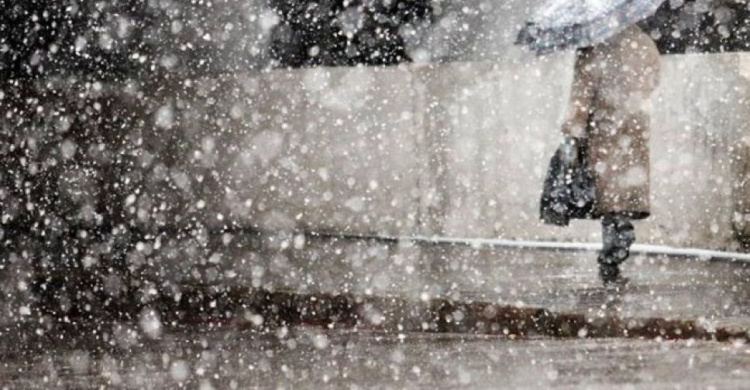 В Мариуполе за мокрыми снегами ударит мороз до -14°C