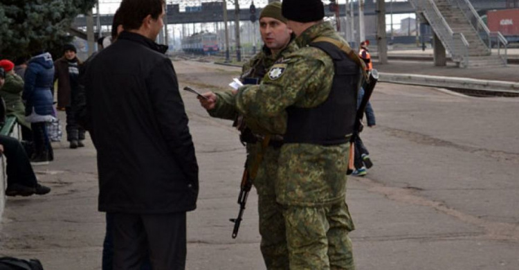 Спецоперация полиции в Донецкой области затронула Мариуполь (ФОТО+ВИДЕО)