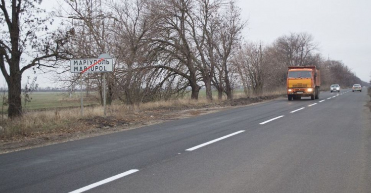 На ремонт трассы Мариуполь-Запорожье объявлено два тендера, но денег все равно не хватит