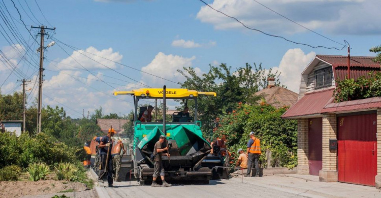 В частном секторе Мариуполя прочистят ливневки и уложат асфальт (ФОТО)