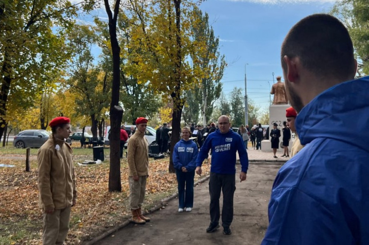 Пропаганда для наймолодших: як у Маріуполі дітей посвячують у «орлята росії»