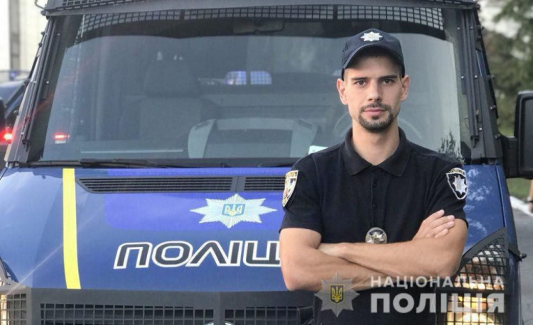 От 17 тысяч гривен за костюмчик «копа»: в Украине внедрили новые штрафы