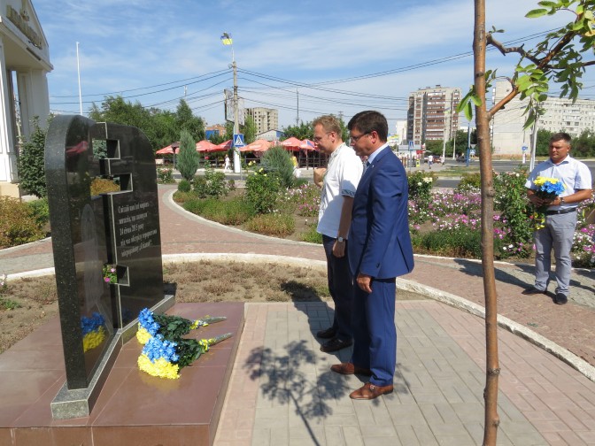 Мэр Львова завершил мониторинг передовой АТО визитом в Мариуполь (ФОТО+ВИДЕО)