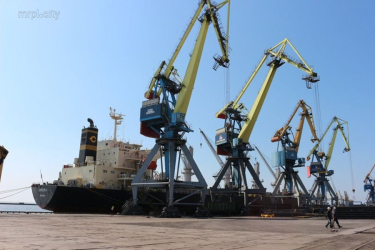 В Мариупольском порту в несколько раз увеличилась перевалка груза