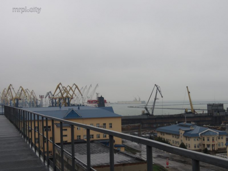 Мариупольский торговый порт несет рекордные финансовые потери