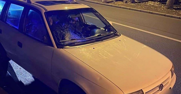 В Мариуполе автомобиль сбил пешехода