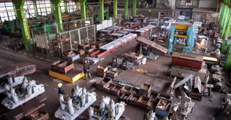 Завод в Донецкой области задолжал государству более 300 тысяч гривен