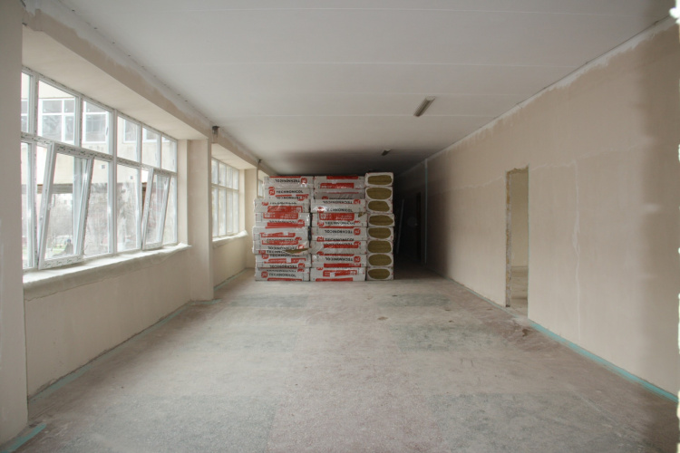 Ремонт в опорной школе в Мариуполе может затянуться из-за подрядчика