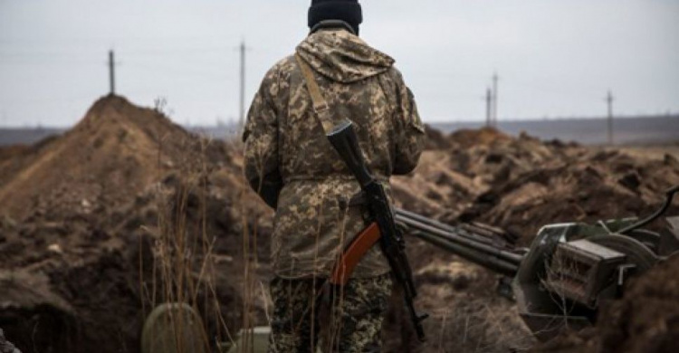 Боевики открывали огонь по Приазовью. На Донбассе погиб украинский воин