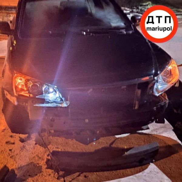 В Мариуполе две легковушки попали в аварию